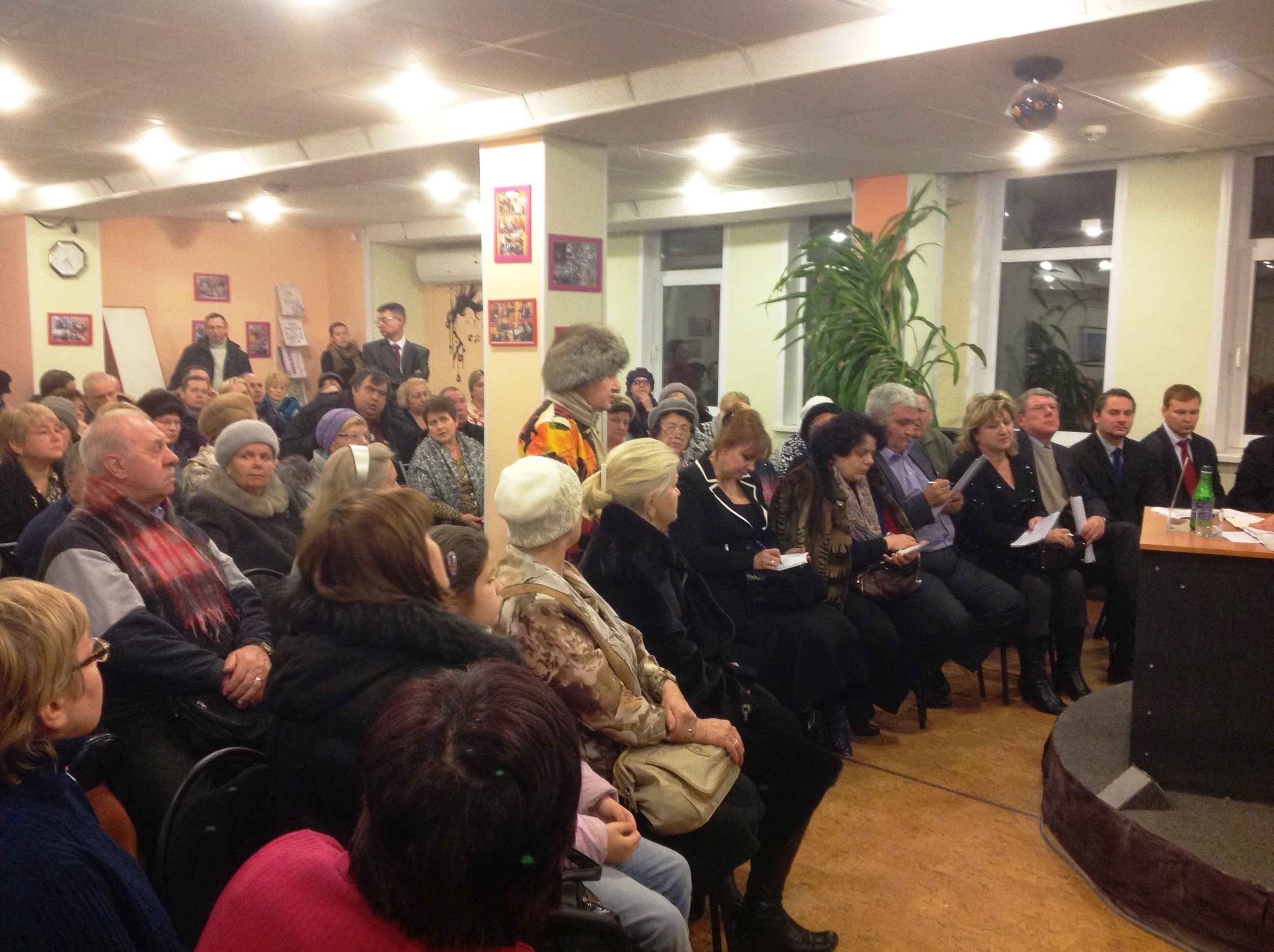15 января 2014 Встреча с жителями по адресу: ул. Саратовская, д. 1, корп. 2