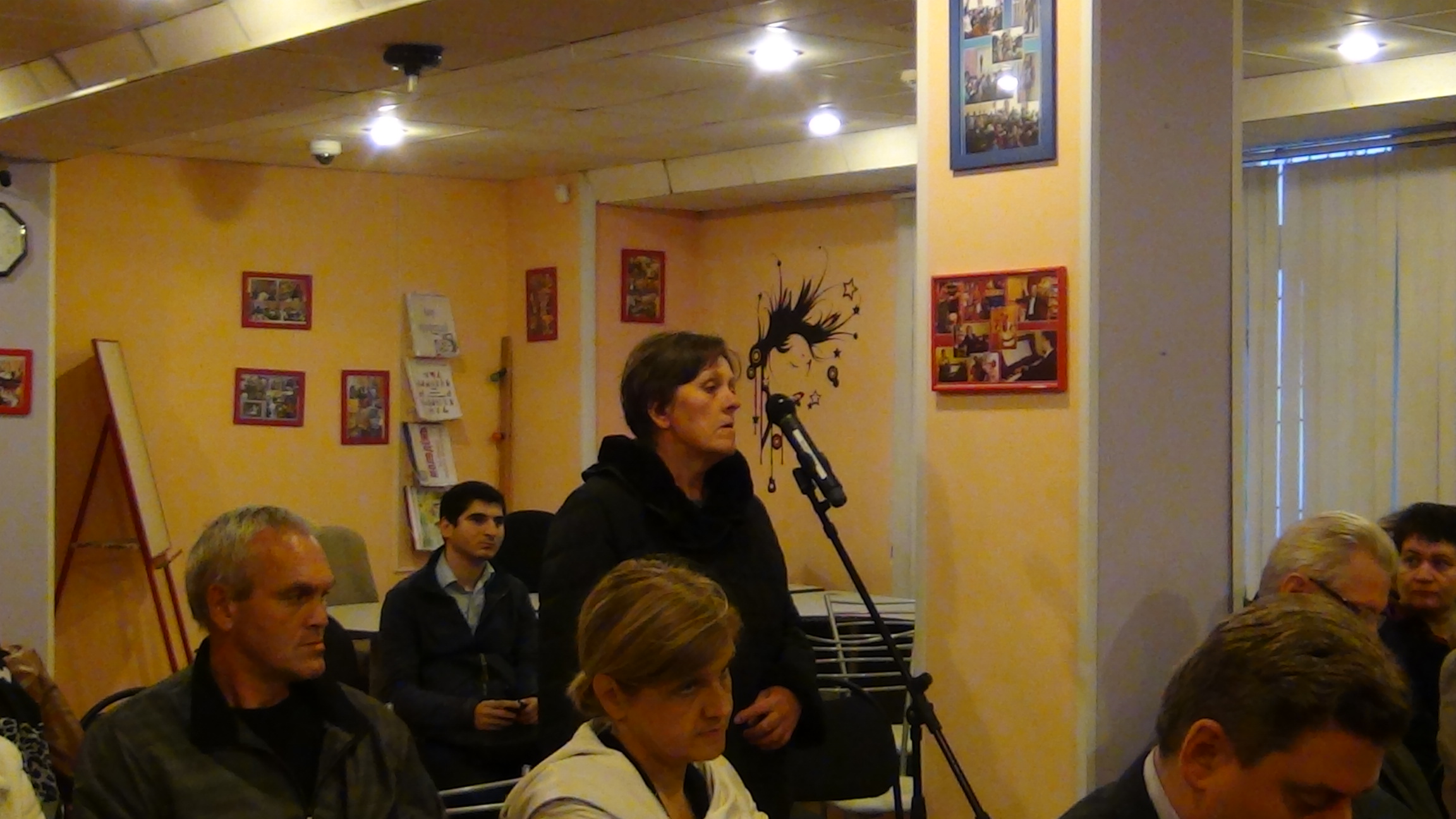 18 сентября 2013 Встреча с жителями по адресу: ул. Саратовская, д.1, корп. 2