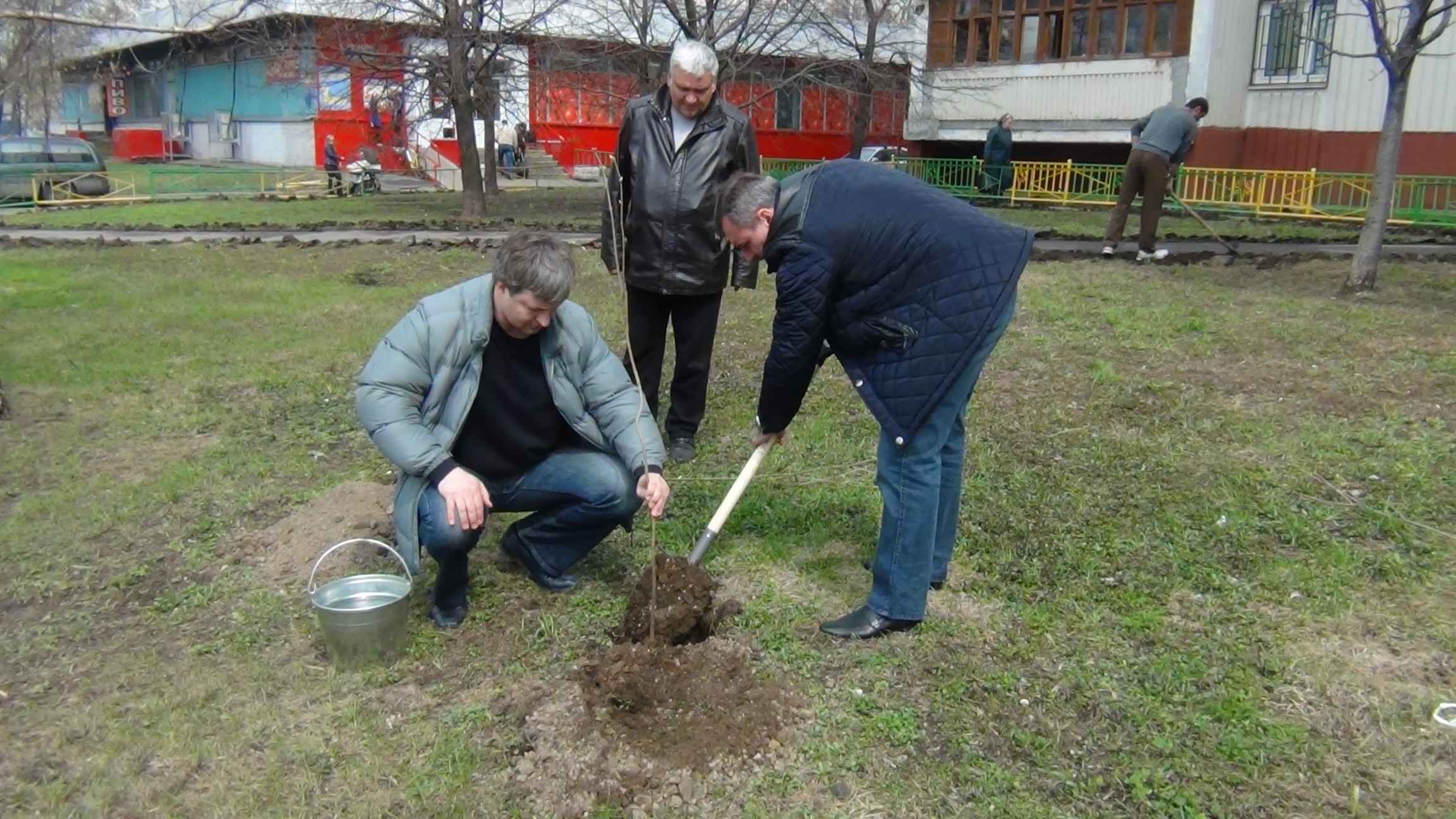 27.04.13 Акция "Чистый зеленый город" в Текстильщиках